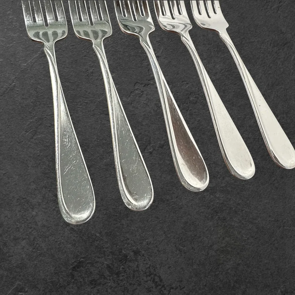 Oneida Flight Flatware Set 9pc Silver Stainless Steel 4 Knives 5 Salad Forks‎